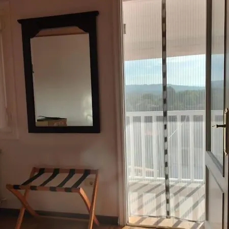 Casa En El Centro De Hébergement de vacances Allariz