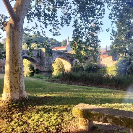 Casa En El Centro De Hébergement de vacances Allariz