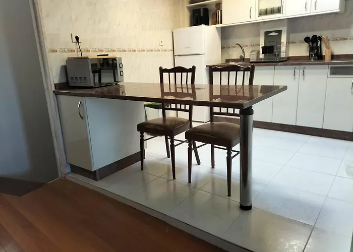 Casa En El Centro De Hébergement de vacances Allariz